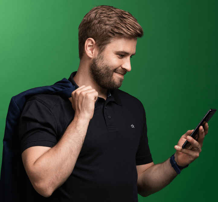 Maxtech Easy henkilö puhelimella